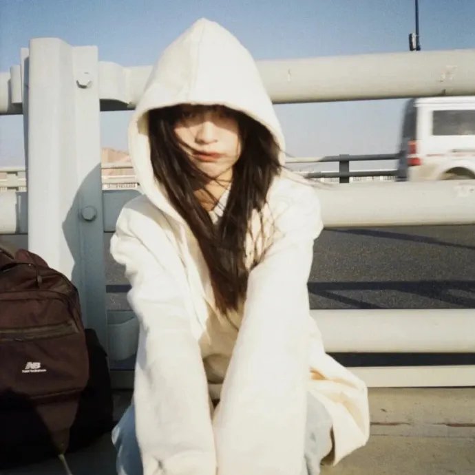 报告凌总,夫人发现你马甲了